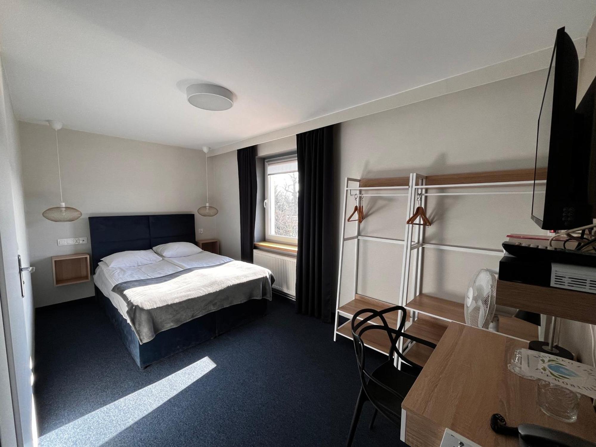 Hotel Marta Олава Екстериор снимка